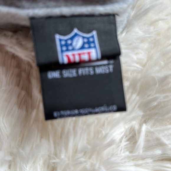 Green Bay NFL beanie - Picture 4 of 4